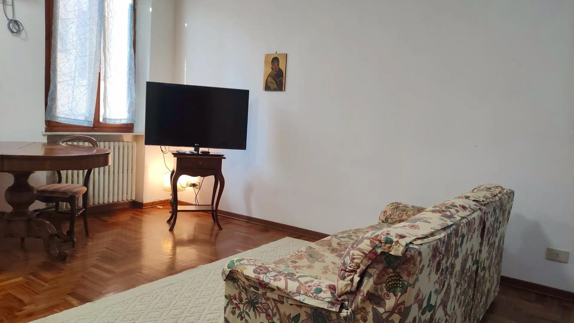Casa Siena Via San Marco公寓